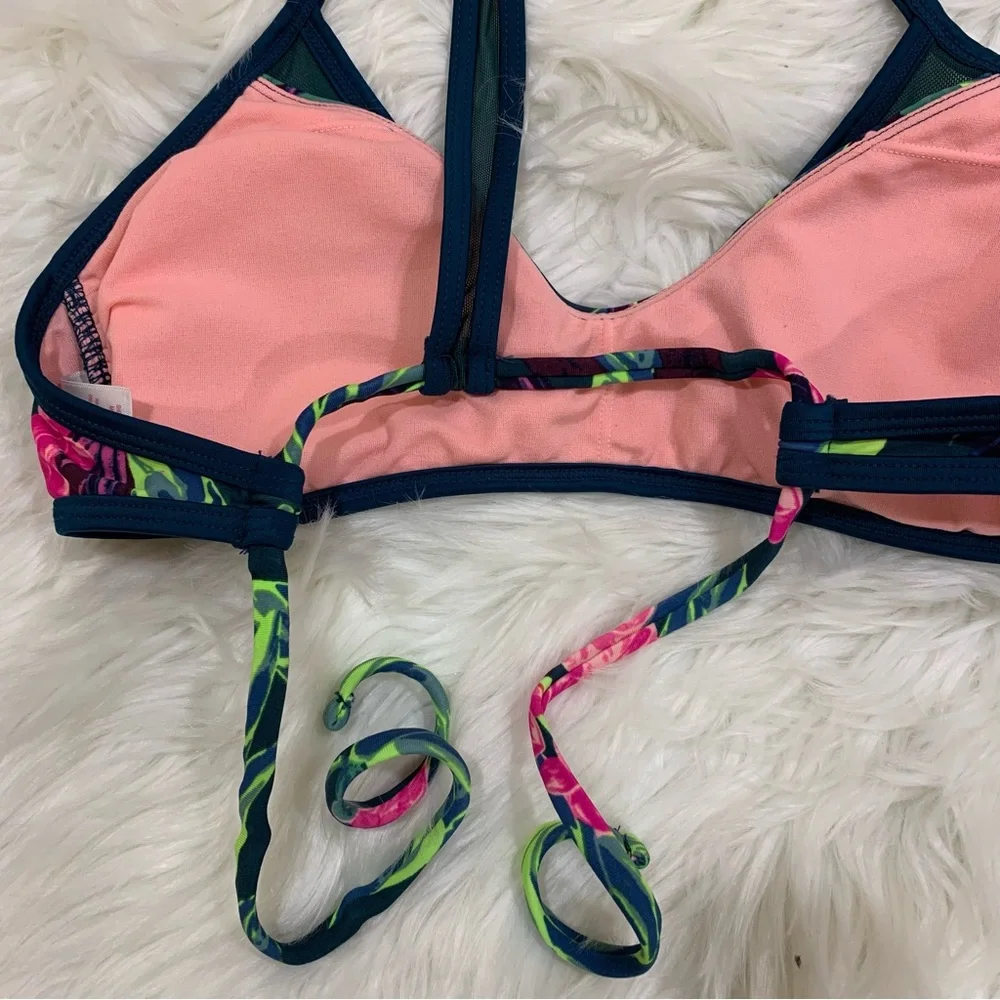 Xhilaration floral bikini top